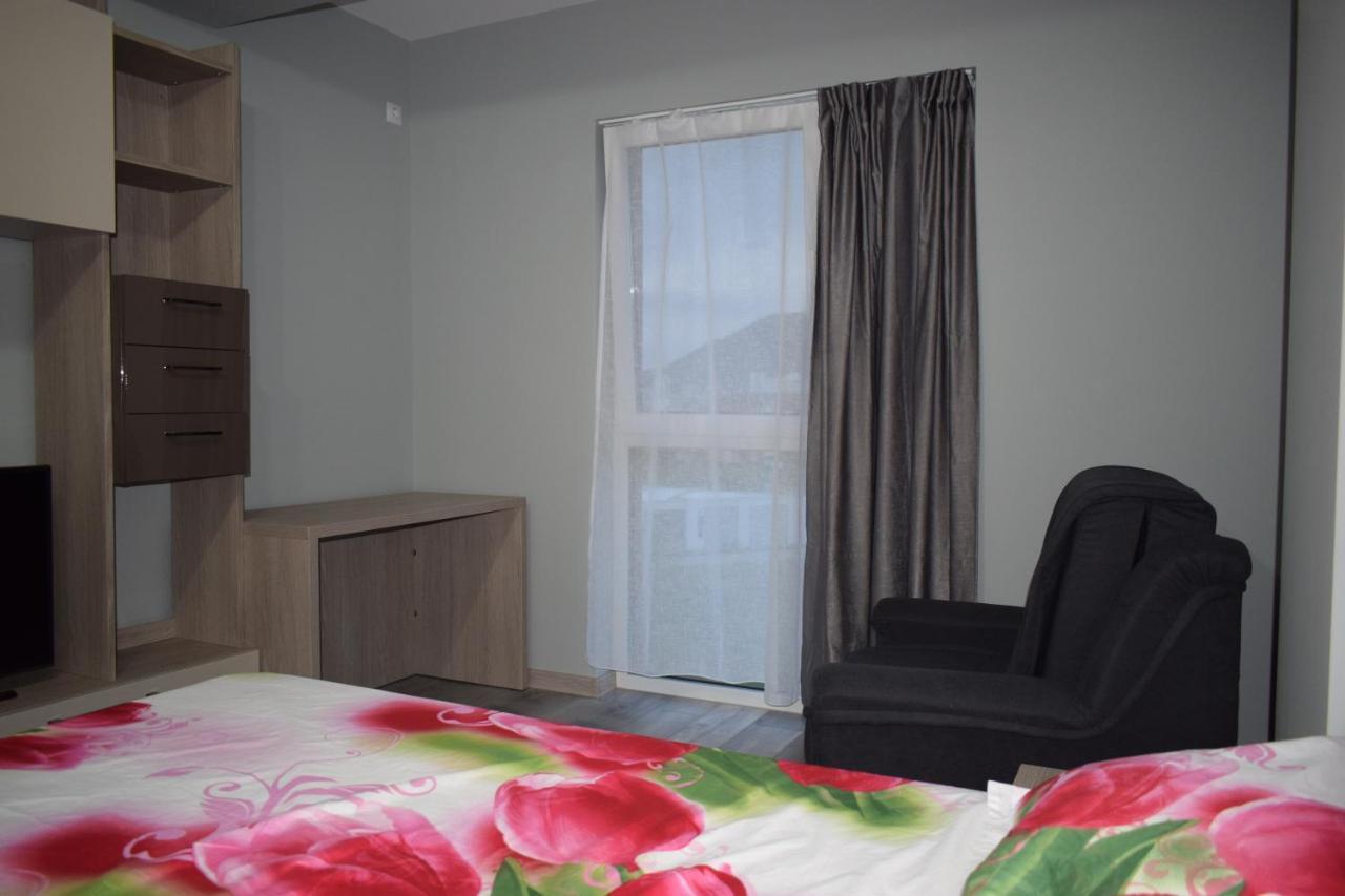 Apartament Parc Central Rhbm Μπάια Μάρε Εξωτερικό φωτογραφία