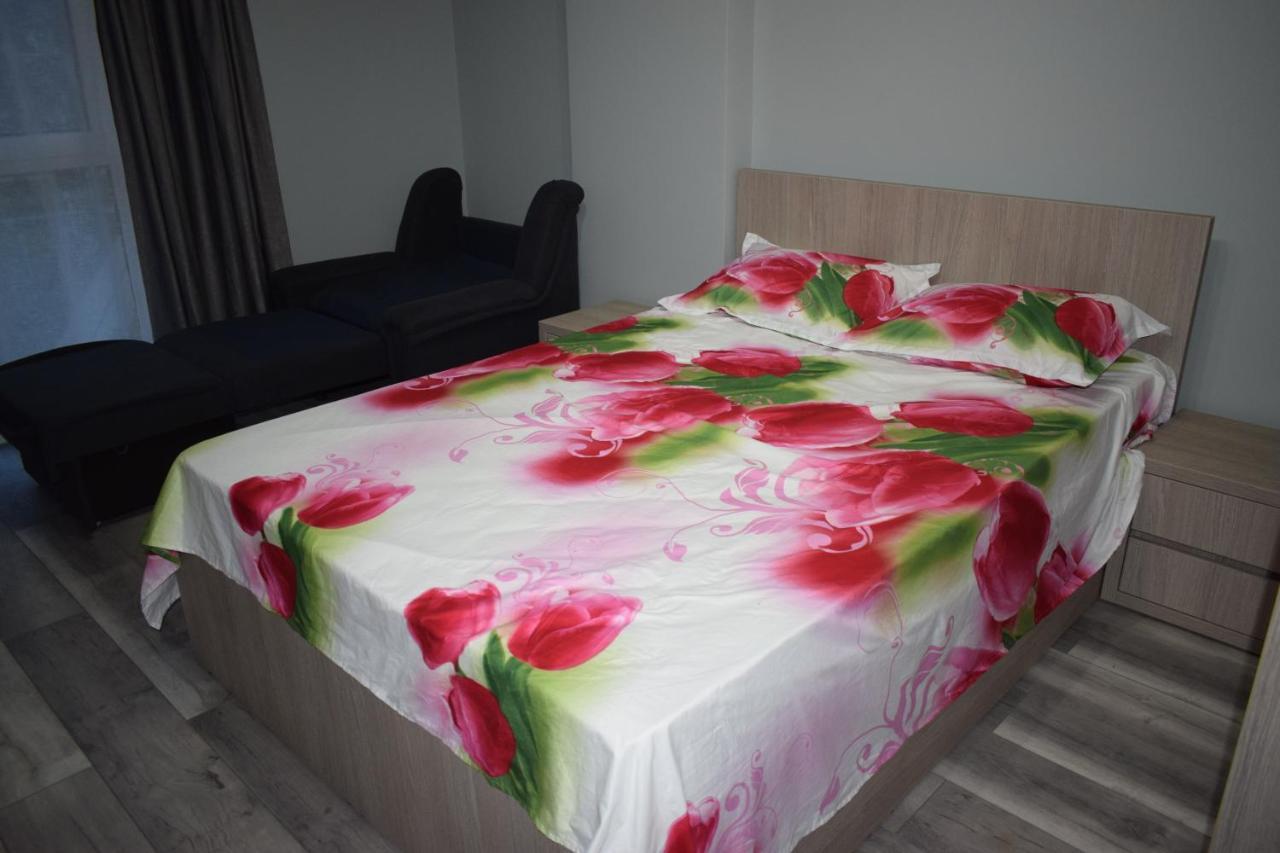 Apartament Parc Central Rhbm Μπάια Μάρε Εξωτερικό φωτογραφία